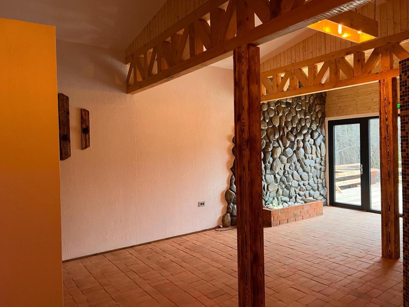 Pastravaria Zavoi Valea Danului Exterior foto